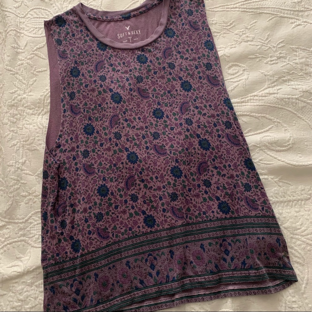 3 for $10•AEO soft & sexy floral paisley tank